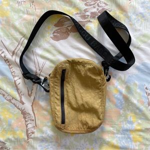 Sport Crossbody BAGGU Bag